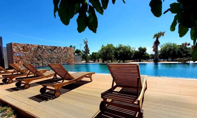 Waingapu Hotel | Kambaniru Beach Hotel & Resort