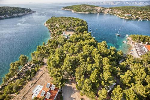 Hvar Resort | Kamp Vira Mobile Homes