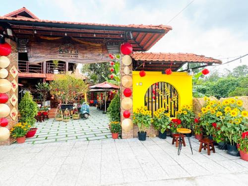 Binh Thuy Hotel | Kara Homestay & Cafe