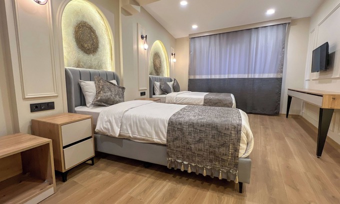 Tophane Bed & Breakfast | KARAKOY TOPHANE MANSION
