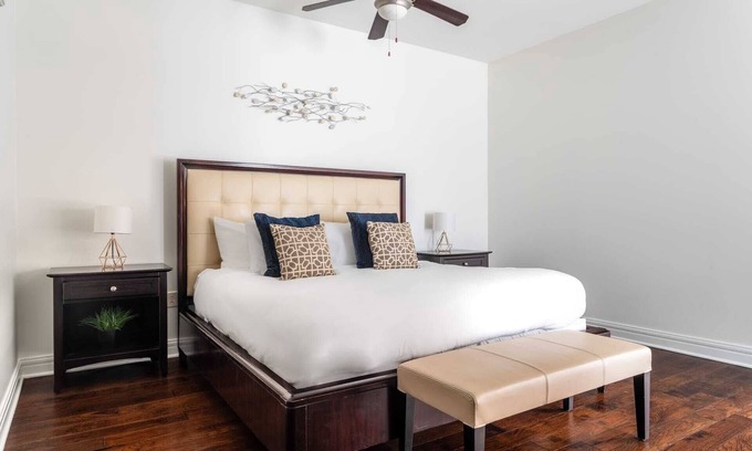 Waller Creek District Apartment | Kasa | Welcoming Suite + Kitchenette | Austin