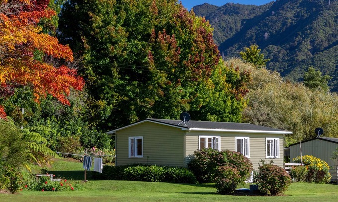Marahau House | KAURI COTTAGE - M?RAHAU HOLIDAY HOME, family friendly in Marahau