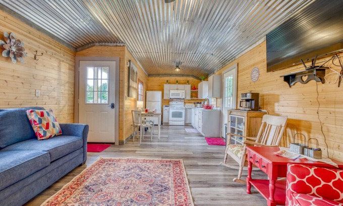 Rogersville Cabin | Kay's Cabin - Peaceful Acres