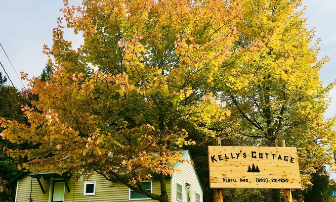 Pittsburg House | Kelly's Cottage ~ clean, cozy & cute cabin in Pittsburg, NH
