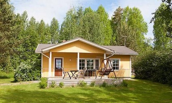 Ikaalinen House | Keltavuokko by Interhome