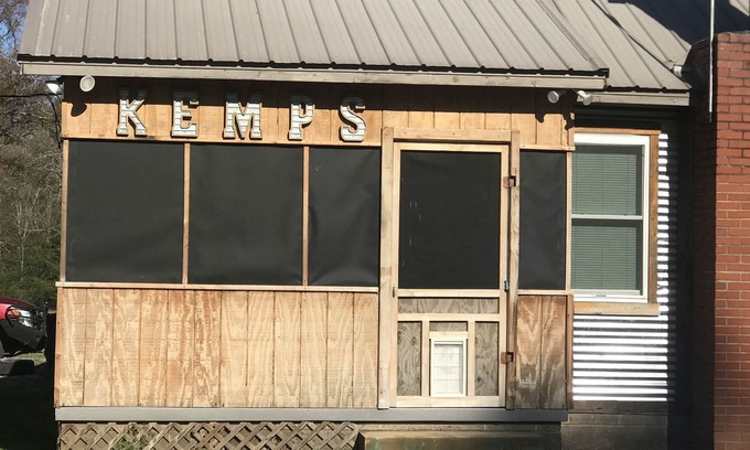 Elrod House | KEMP’S BL’ONE 20 minutes to University of Ala