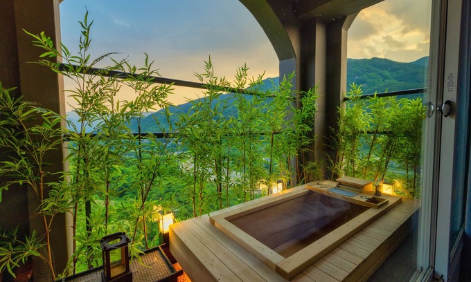 Hwagae Resort | Kensington Resort Jirisan Hadong