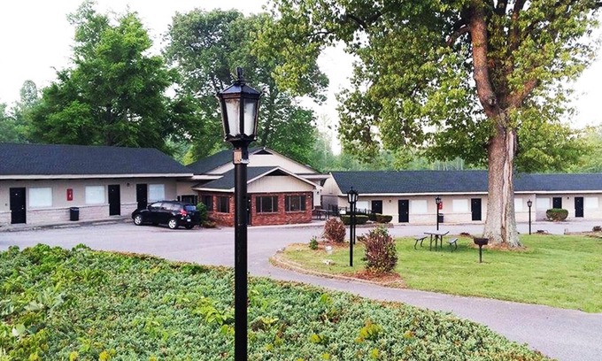 Gilbertsville Hotel | Kentucky Lake Inn
