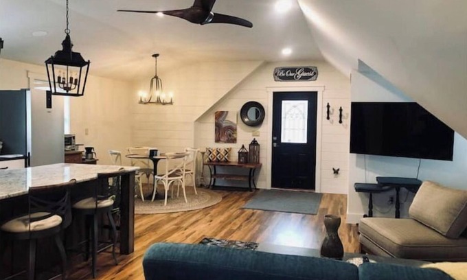 Penn Yan Apartment | Keuka Luxury Lakeview studio for two
