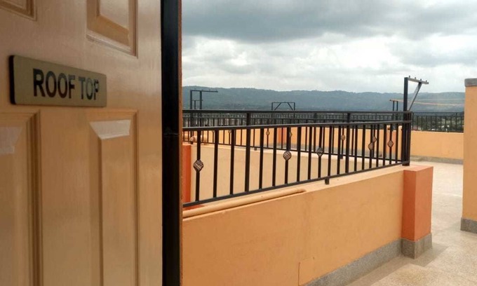 Ngelani Hotel | Kiandani Hotel