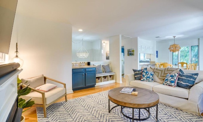 West Beach Village House | Kiawah Island Vacation Rental Walk to Beach!