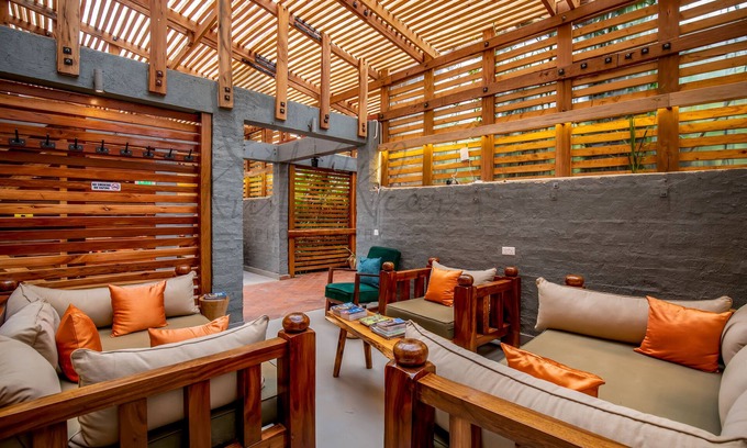 Luhizha Cabin | Kiho Gorilla Safari Lodge