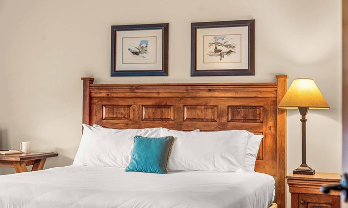 Crested Butte Condo | King Room with View, Balcony & Best Location