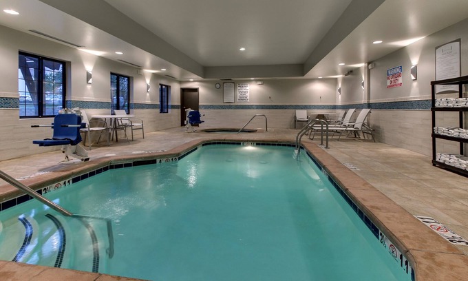 Grant Creek Apartment | King Suite. Free Breakfast. Pool & Hot Tub. Airport Shuttle. Near the University of Montana!