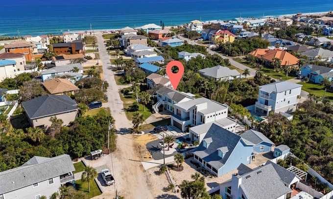 Ormond-by-the-Sea House | King Suite, Hot Tub, Pool, BBQ Grill, Bikes, Patio, EV Charger, 600 ft 2 Beach!