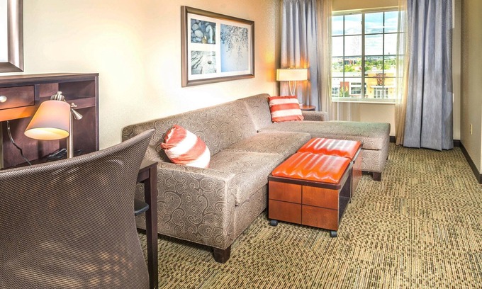 Northfield Apartment | King Suite | Indoor Pool Access + Free Daily Breakfast!