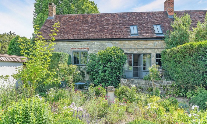 Broad Chalke Cottage | Kings Cottage North - UK49855