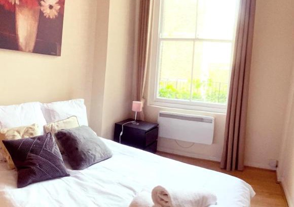 Chelsea Riverside Apartment | Kings Road Retreat - Affordable Serviced Apartments in Chelsea