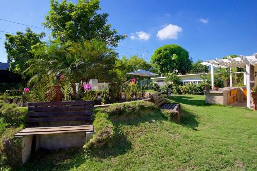 Beverly Hills Hotel | Kingston Cottage