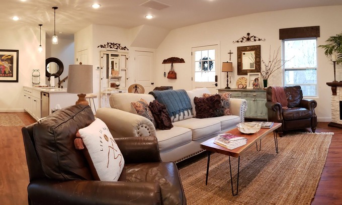 Clayton House | Kingwood Country Club & Golf Resort Home - 2 bdrm/2.5 bath