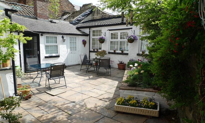 Knaresborough Bed & Breakfast | Kirkgate House