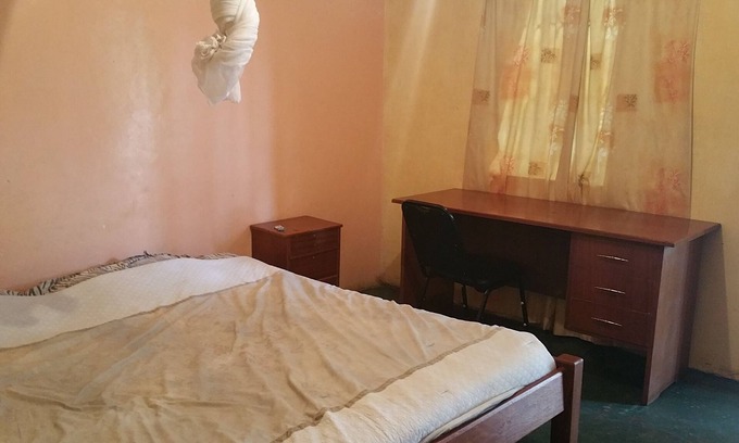 Kisumu Bed & Breakfast | Kisumu City Backpackers Accommodation.
