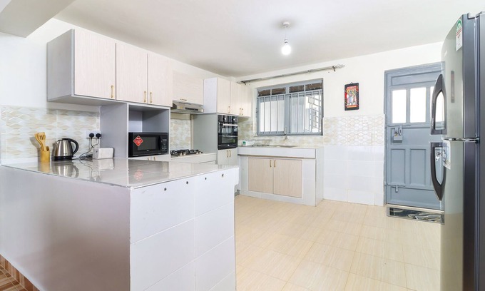 Kitengela Apartment | Kitengela Retreat- LUX 2 bed 2 bath Full furnished apartment.