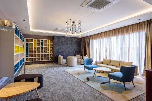 Maluri Apartment | KL Maluri Stay Near Sunway Velocity Mall