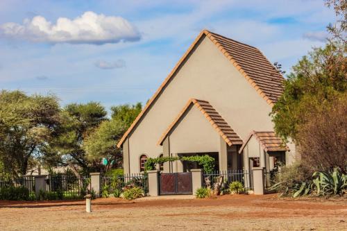 Vryburg Bed & Breakfast | Klondike Lodge