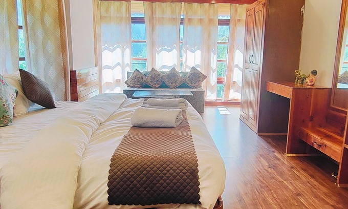 Gadherni Cottage | Knight Suites - Premium Cottage