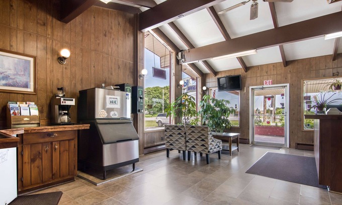Amsterdam Hotel | Knights Inn Amsterdam