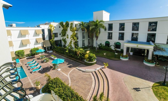 New Kingston Resort | Knutsford Court Hotel