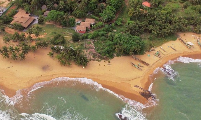 Ampenyi Resort | Ko-Sa Beach Resort Ltd