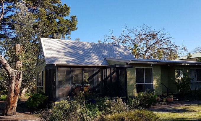 Raymond Island House | Koala Korner - Island Nature Retreat