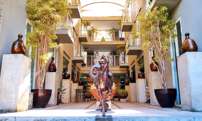 Parongpong Hotel | KoenoKoeni Boutique Hotel