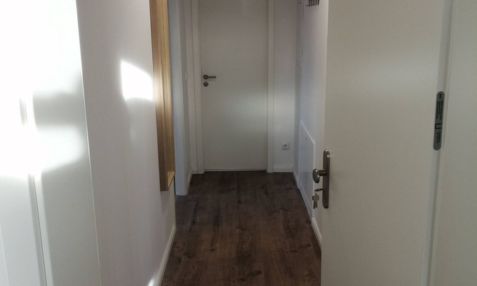 Wunsdorf Apartment | Komfortable Ferienwohnung mit Parkplatz