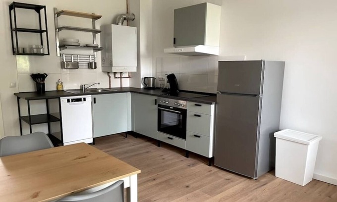 Wehringhausen Apartment | Komplett neu Renovierte, Zentrale 2-zimmer-wohnung in Hagen mit Balkon