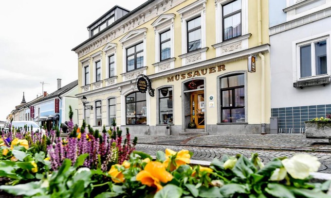 Waidhofen an der Thaya House | Konditorei Müssauer