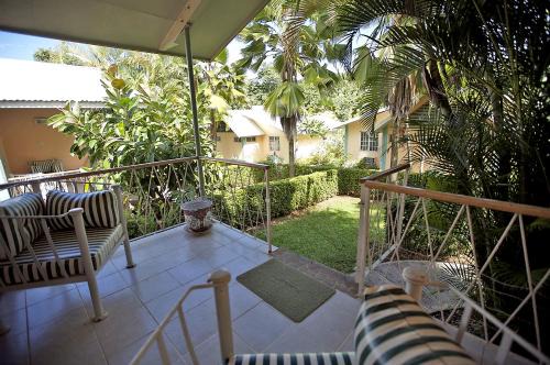 Picard House | Kootney Resorts