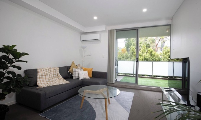 Epping Apartment | KozyGuru | Epping | Stylish 1 Bedroom Apartment