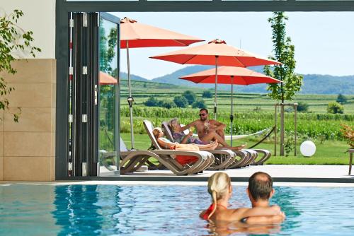 Burkheim Hotel | Kreuz-Post Hotel-Restaurant-SPA