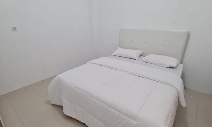 Banjarbaru Hotel | Krisan Guest House Syariah Banjarbaru Mitra RedDoorz