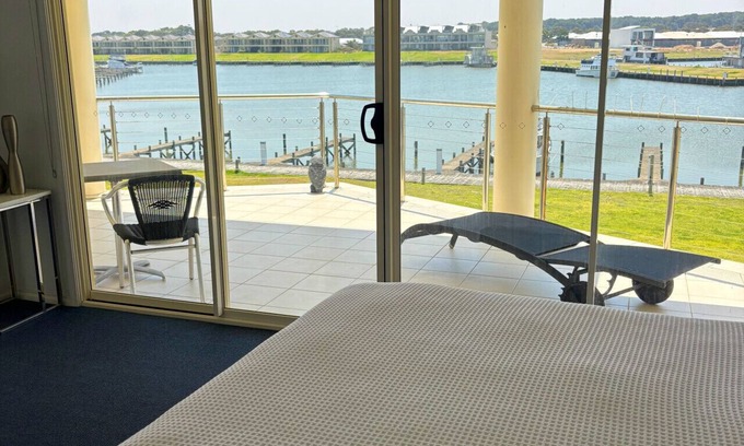 Nangkita House | Kristina's Place - 2 Bedroom - Water views