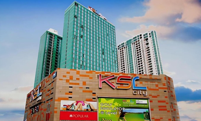 Taman Century Apartment | KSL City Mall Johor Bahru 5 Pax High Floor City View