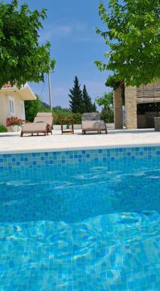 Dusina House | KUĆA U PRIRODI LI