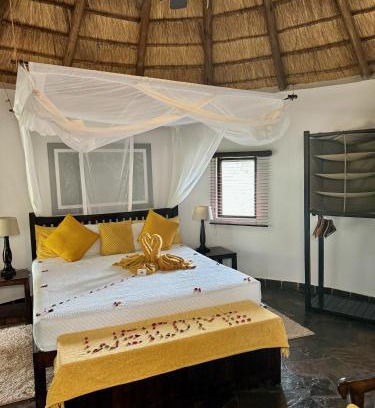 Maruleng Cabin | Ku Sungula Safari Lodge
