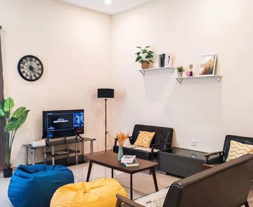 Sungai Tiram House | Kuantan Entire Semi-D 4bedroom Nearby Menara 188&HTAA#Netflix