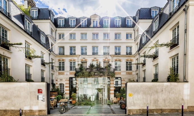 Quartier de la Goutte-d'Or Hotel | Kube Hotel Paris