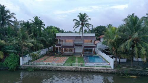 Andhakaranazhy House | Kumarakom Sunview