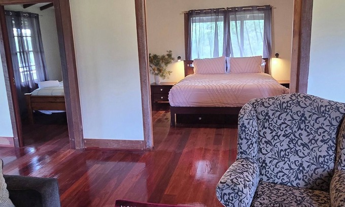 Brooman Cottage | Kurrajong House - Cosy cottage on the Clyde River